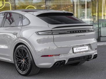 Porsche Cayenne III Turbo GT — photo 24