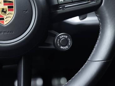 Porsche Cayenne III Turbo E-Hybrid Coupé — photo 30