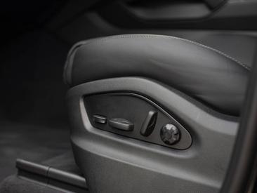 Porsche Cayenne III Turbo GT — photo 26