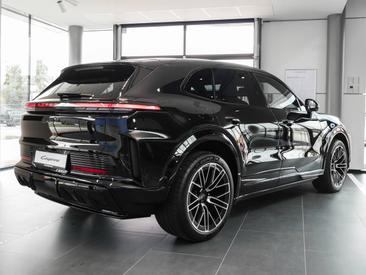 Porsche Cayenne E4 Turbo Electric — photo 5