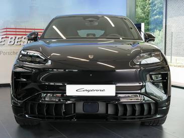 Porsche Cayenne E4 Turbo Electric — photo 7