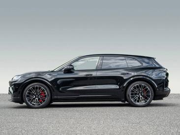 Porsche Cayenne E4 Turbo Electric — photo 2