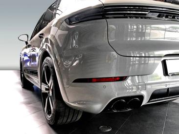 Porsche Cayenne III Turbo GT — photo 26