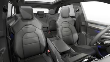 Porsche Cayenne E4 Electric — photo 12
