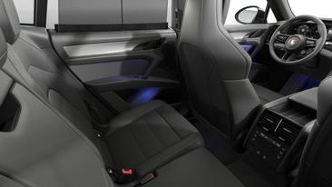 Porsche Cayenne E4 Electric — photo 14