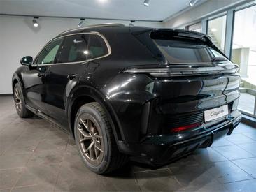 Porsche Cayenne E4 Turbo Electric — photo 3