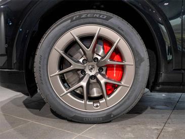 Porsche Cayenne E4 Turbo Electric — photo 6