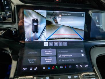Porsche Cayenne E4 Turbo Electric — photo 9
