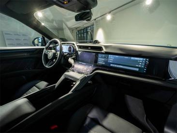 Porsche Cayenne E4 Turbo Electric — photo 13