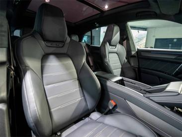 Porsche Cayenne E4 Turbo Electric — photo 14