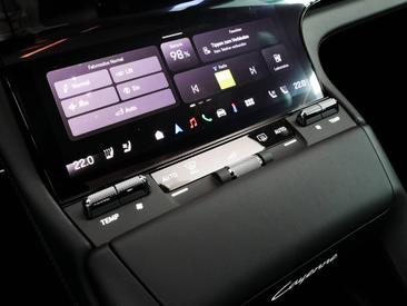 Porsche Cayenne E4 Turbo Electric — photo 27