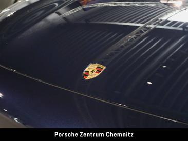 Porsche Cayenne E4 Electric — photo 8