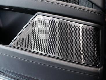 Porsche Cayenne E4 Turbo Electric — photo 32