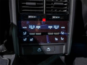 Porsche Cayenne E4 Turbo Electric — photo 24