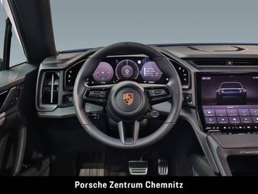 Porsche Cayenne E4 Electric — photo 19