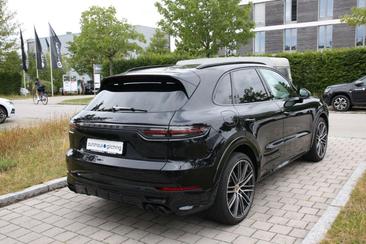 Porsche Cayenne III S Platinum Edition — photo 5