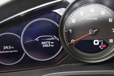 Porsche Cayenne III S Platinum Edition — photo 10