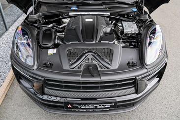 Porsche Macan Electrique S — photo 6