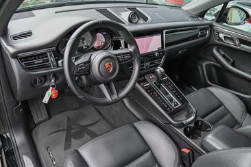 Porsche Macan Electrique S — photo 8