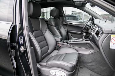 Porsche Macan Electrique S — photo 11