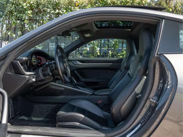 Porsche 992 I Carrera S — photo 9