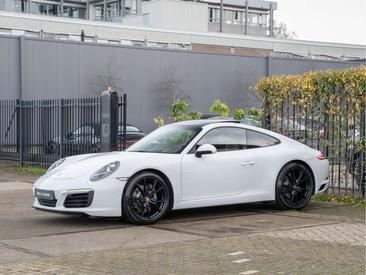 Porsche 991 Carrera — photo 3