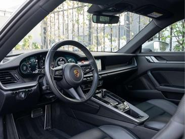 Porsche 992 I Carrera — photo 10