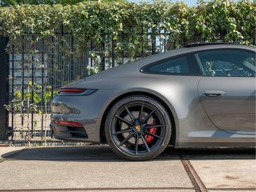 Porsche 992 I Carrera S — photo 16