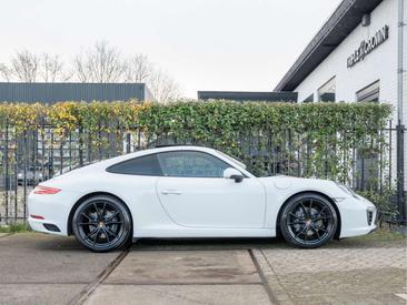 Porsche 991 Carrera — photo 8