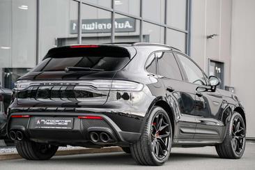 Porsche Macan Electrique S — photo 28