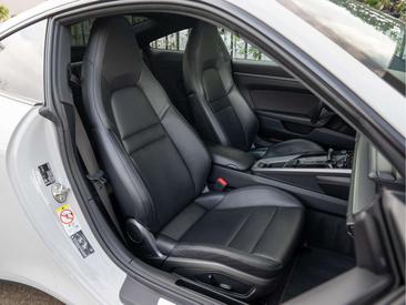 Porsche 992 I Carrera — photo 25