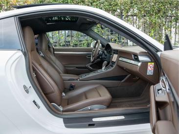 Porsche 991 Carrera — photo 27