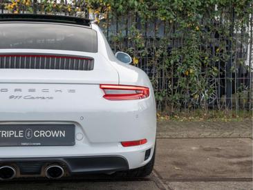 Porsche 991 Carrera — photo 38