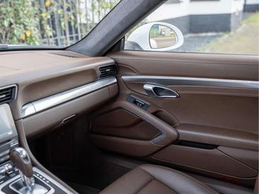 Porsche 991 Carrera — photo 44