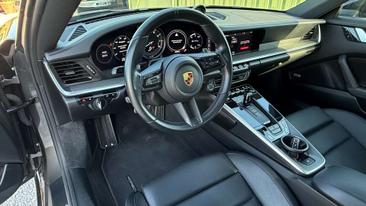 Porsche 992 I Carrera 4S — photo 10