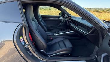 Porsche 992 I Carrera 4S — photo 14