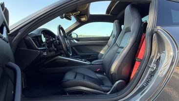 Porsche 992 I Carrera 4S — photo 15