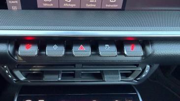 Porsche 992 I Carrera 4S — photo 17