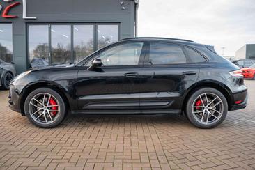 Porsche Macan Electrique S — photo 12