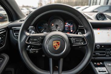 Porsche Macan Electrique S — photo 25
