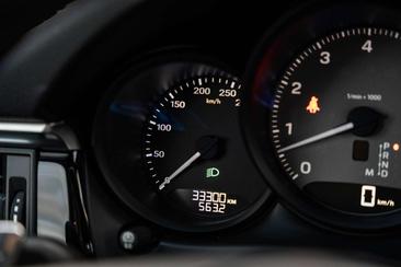 Porsche Macan Electrique S — photo 27