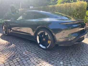 Porsche Taycan Turbo S — photo 5