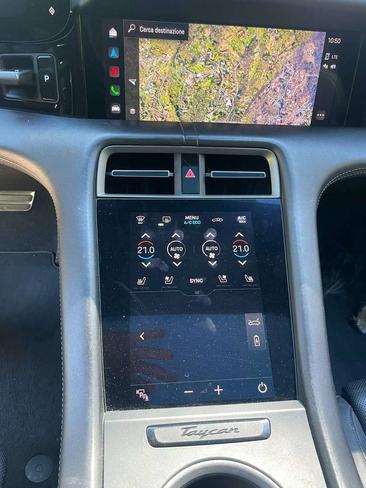 Porsche Taycan Turbo S — photo 17