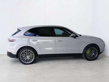 Porsche Cayenne III E-Hybrid Platinum Edition — photo 4