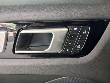 Porsche Cayenne III E-Hybrid Platinum Edition — photo 21