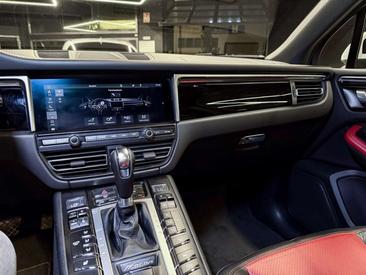Porsche Macan Electrique S — photo 12
