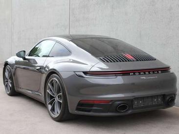 Porsche 992 I Carrera 4 — photo 2