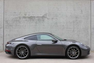 Porsche 992 I Carrera 4 — photo 4