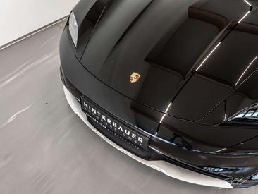 Porsche Taycan — photo 9