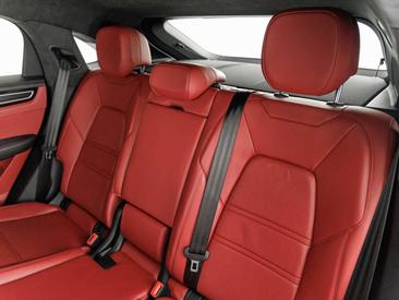 Porsche Cayenne III GTS Coupé 2021 Gris — photo 10